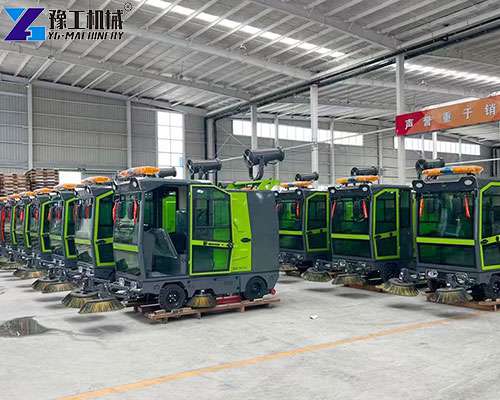 electric street sweeper