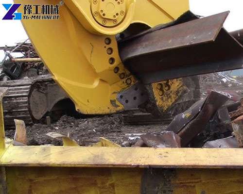 metal shear excavator application