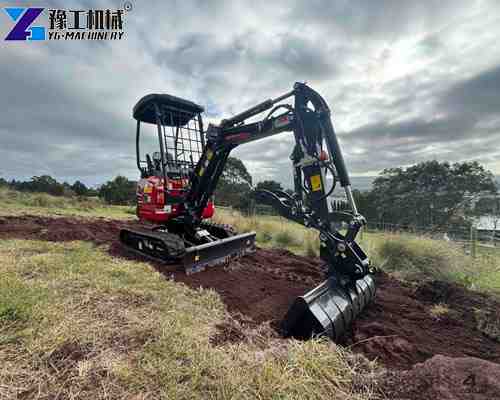 mini digger excavator in Japan