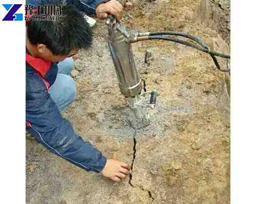 rock splitting tools application