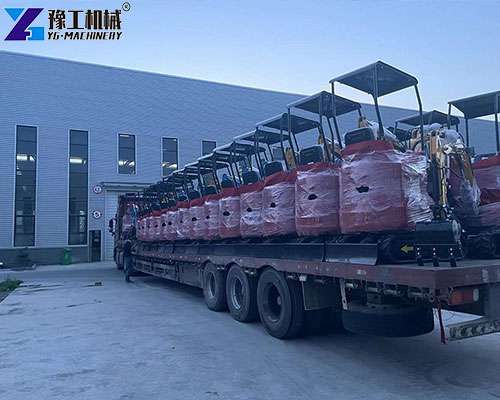 batch delivery of small excavators
