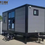mobile home on wheels
