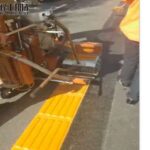 vibrating thermoplastic road marking machine