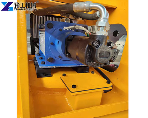 inner view of hydraulic magnet for excavator