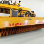 hydraulic snow cleaning roller