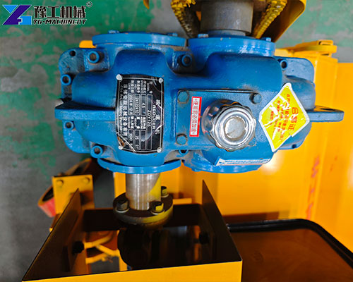 tractor mounted snow sweeper roller with generator