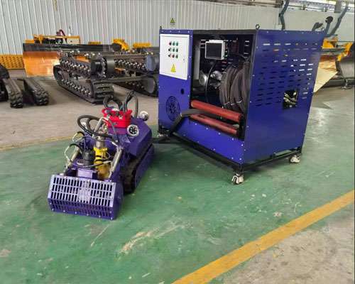 oil tank cleaning robot for sludge removal in industrial tanks