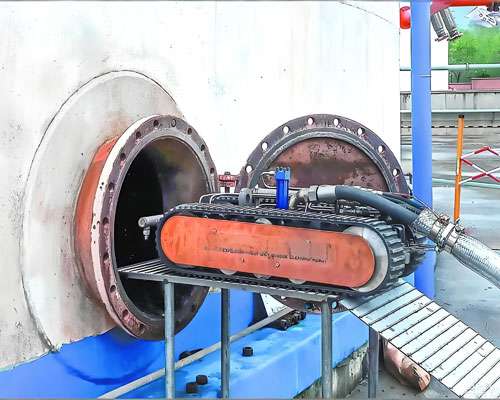 oil tank cleaning robot working inside large crude oil storage tank