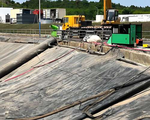 settling tank cleaning robot