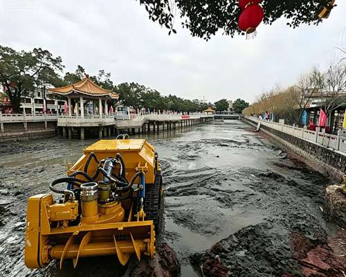 sludge suction pipe dredging system for river