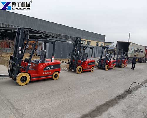 Compact electric forklift delivered for an Australian material handling project