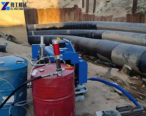 Polyurethane foam spray machine for industrial pipe insulation in Mexico