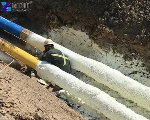 Polyurethane spray machine for pipeline insulation