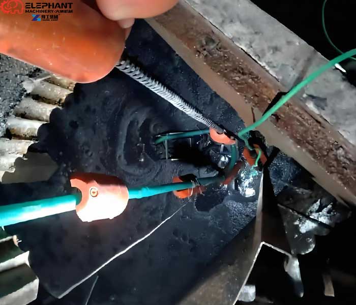 remote controlled oxidation pond dredging robot operation