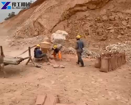 Reverse circulation drilling system collecting rock samples during exploration drilling