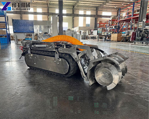 Pump station sludge removal robot for remote-controlled sediment cleaning