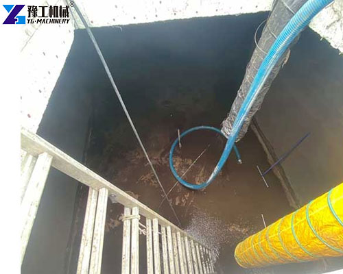 robot through 0.8m tank opening